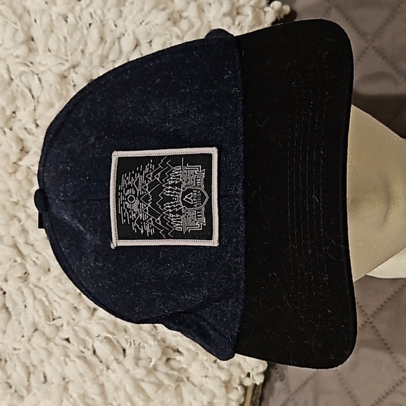 Alpine Design Cap - Picture 2 of 16